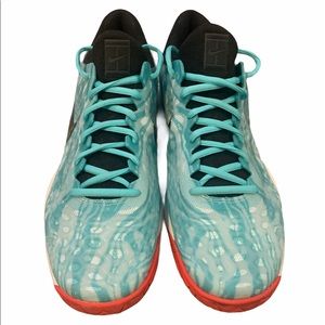 Nike Men’s Zoom Cage 3 Tennis Shoe